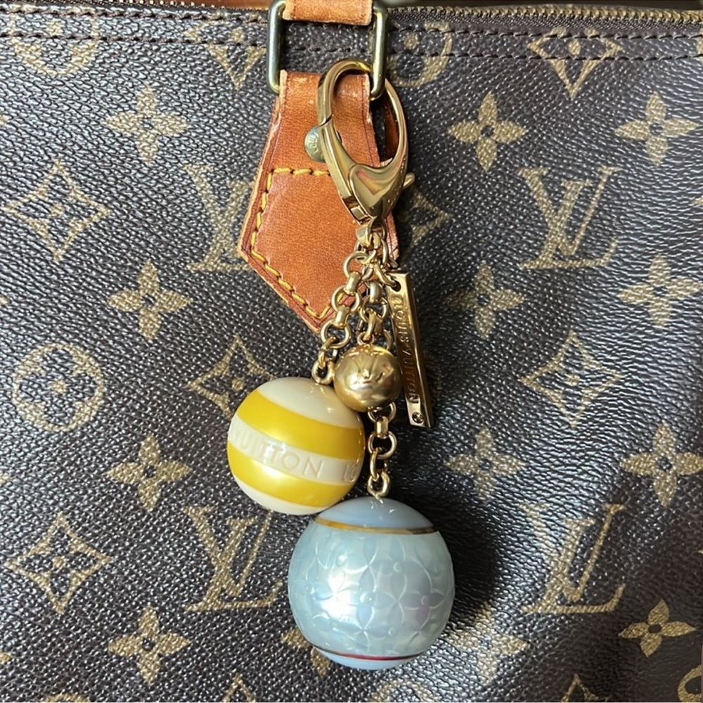Louis Vuitton Bijoux Sac Mini Lin Croisette
Keyring/Bag Charm-EUC - Picture 9 of 12